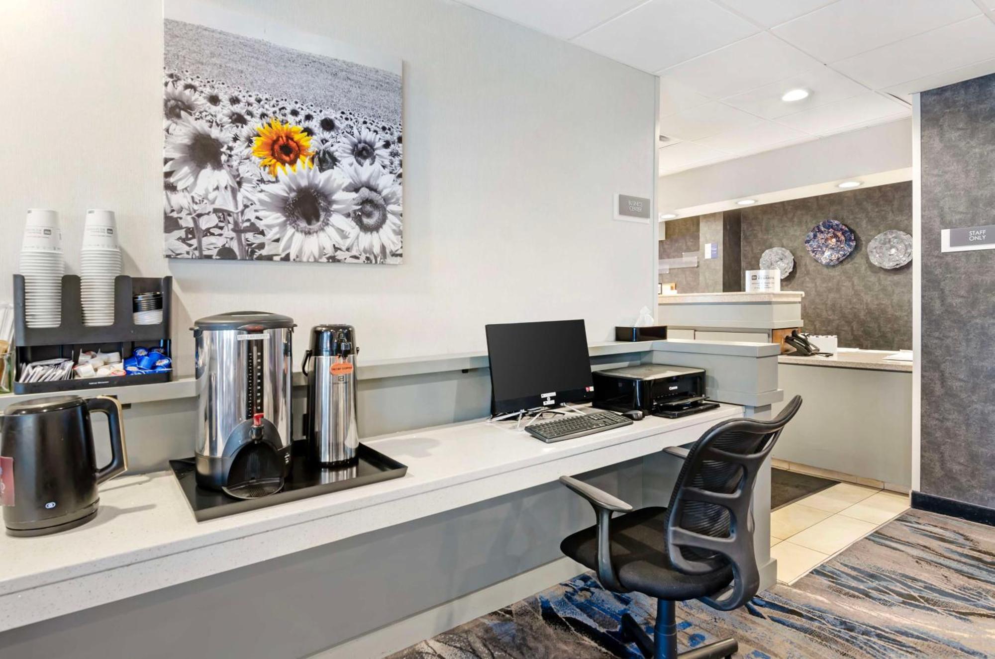 Best Western Plus Beckley Inn Zewnętrze zdjęcie